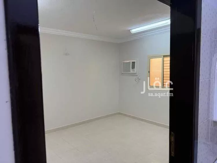 فيلا للإيجار في شارع اليعقوبي, حي ظهرة لبن, مدينة الرياض, منطقة الرياض صورة 3