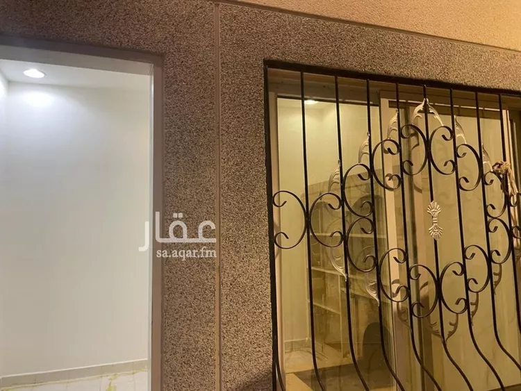 فيلا للبيع في شارع السدي, حي المهدية, مدينة الرياض, منطقة الرياض صورة 4