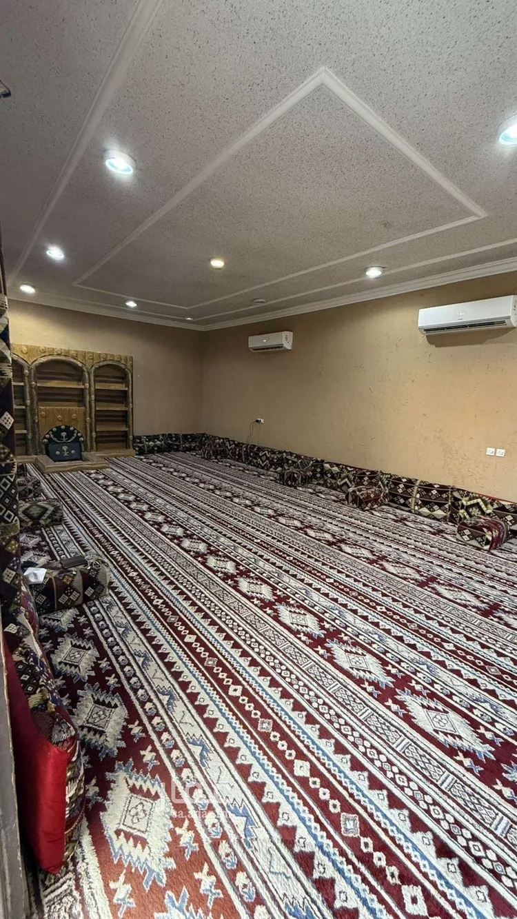 دور للبيع في شارع عقبة ابن عامر, حي نوارة, مدينة المزاحميه, منطقة الرياض صورة 4
