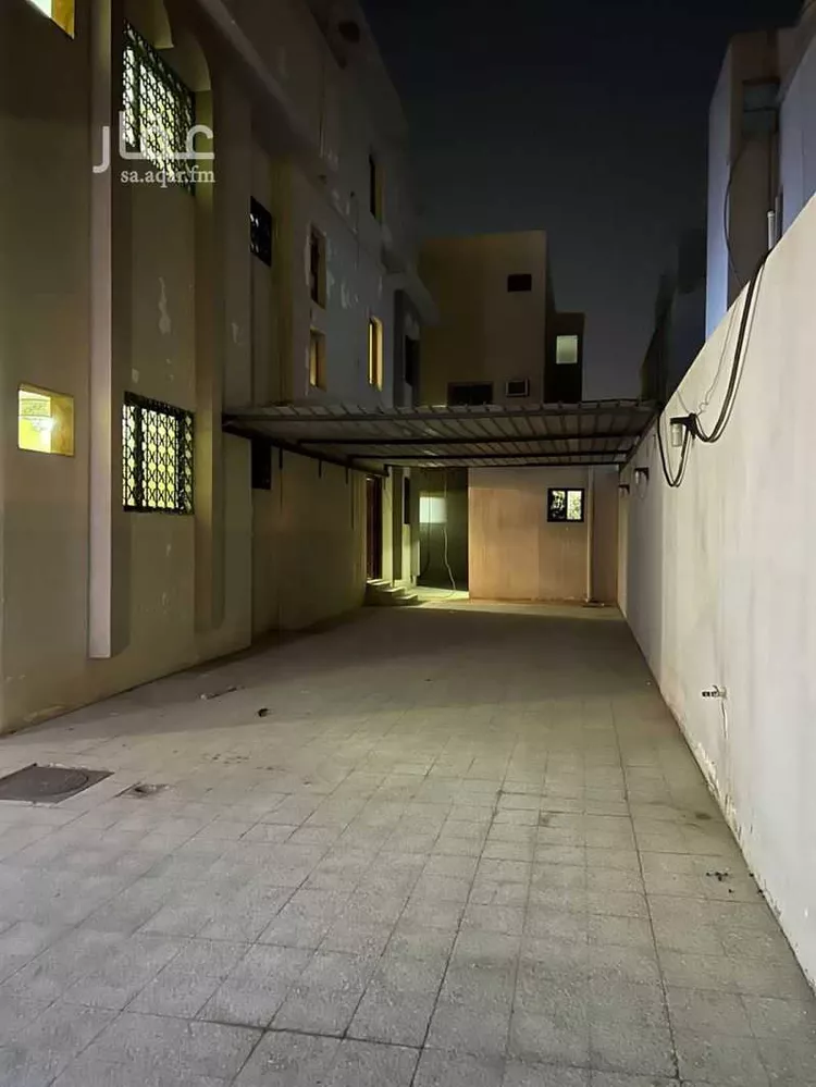 فيلا للإيجار في شارع هارون الزهري ، حي المصيف ، الرياض ، منطقة الرياض صورة 2