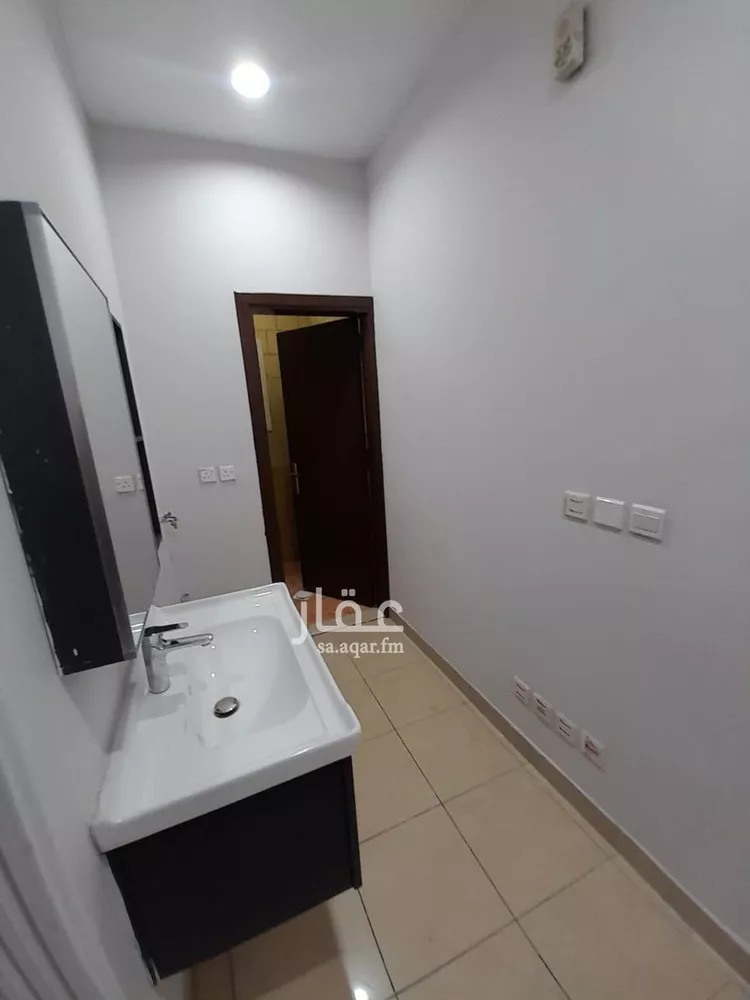 شقة للإيجار في شارع ابي بكر الصديق الفرعي, حي المصيف, مدينة الرياض, منطقة الرياض صورة 5