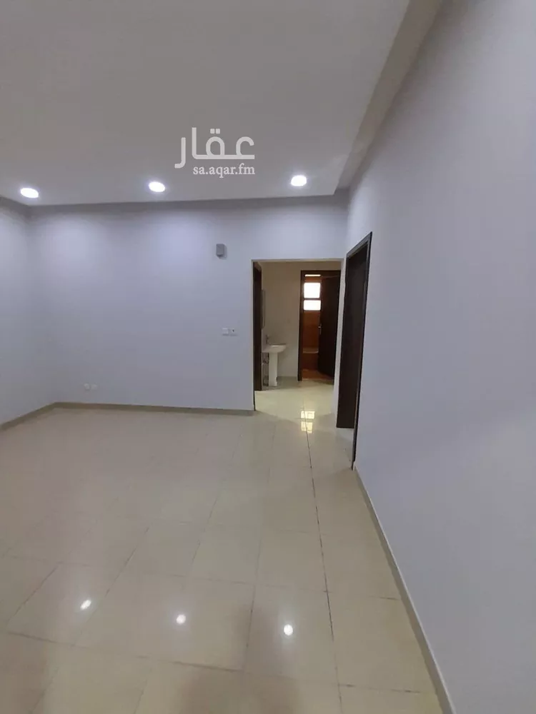 شقة للإيجار في شارع ابي بكر الصديق الفرعي, حي المصيف, مدينة الرياض, منطقة الرياض