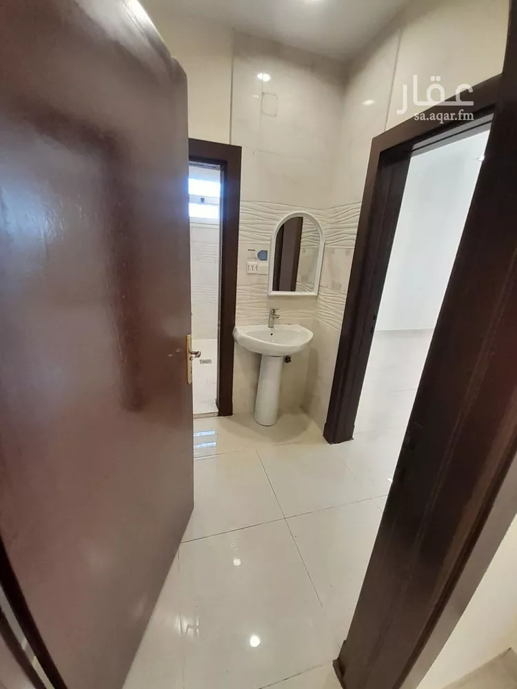 دور للإيجار في شارع عبدالمغيث الحربي, حي أم الحمام الغربي, مدينة الرياض, منطقة الرياض صورة 2