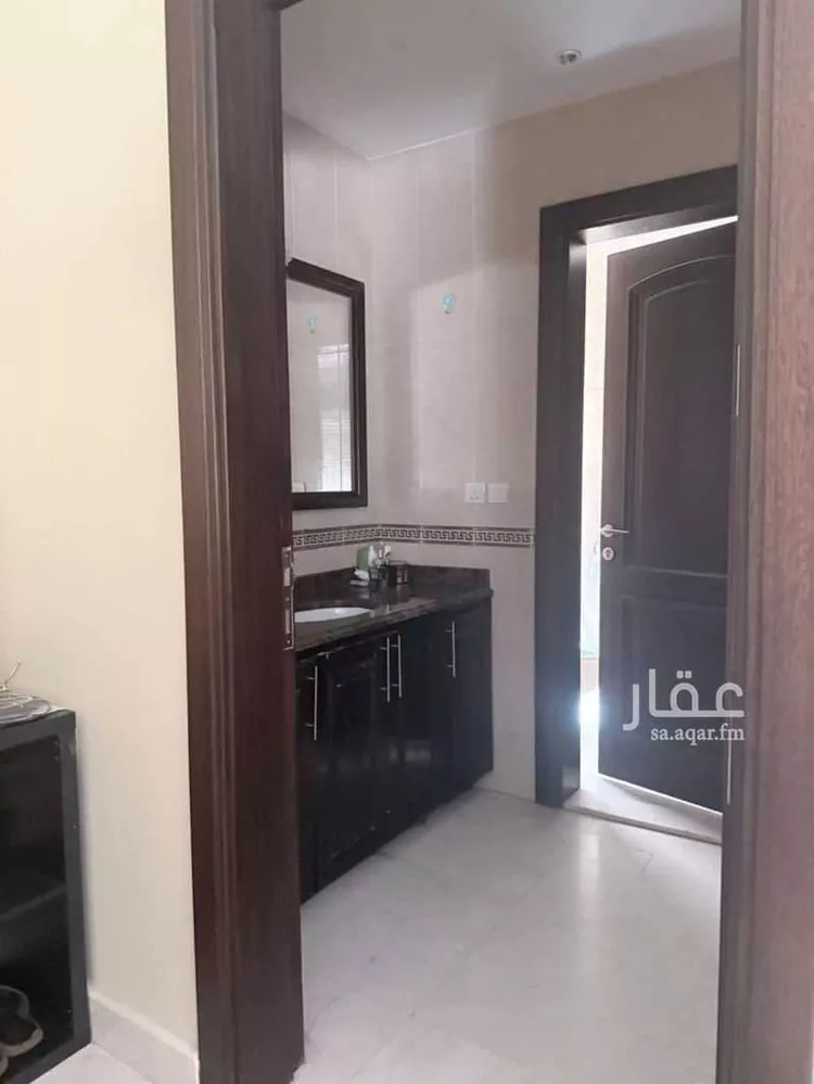 فيلا للإيجار في شارع طاهر الزمخشري, حي العليا, مدينة الرياض, منطقة الرياض صورة 4