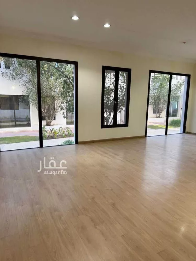 فيلا للإيجار في شارع ابن الفخار, حي المصيف, مدينة الرياض, منطقة الرياض صورة 3