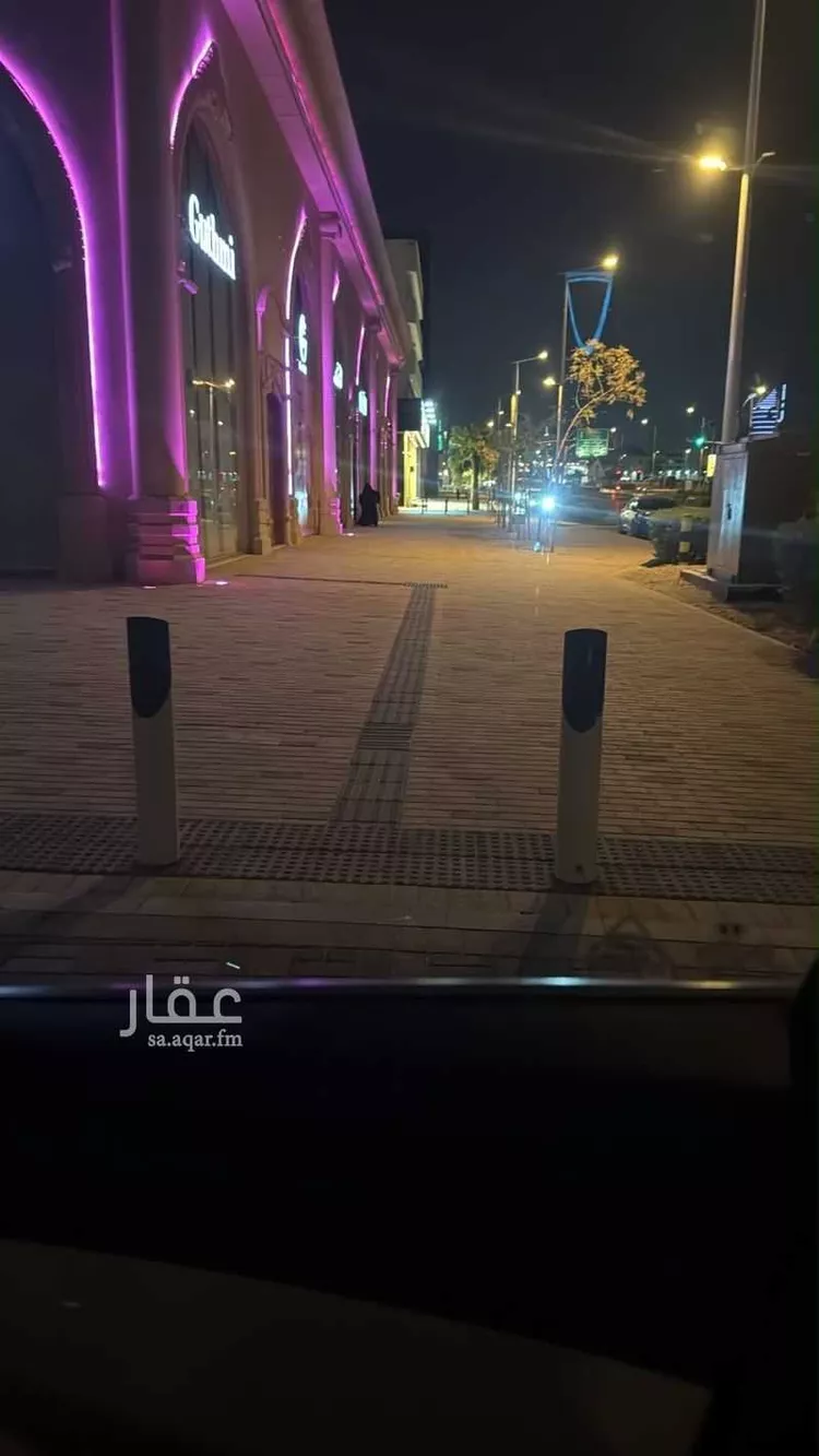 محل للإيجار في شارع العليا, حي الورود, مدينة الرياض, منطقة الرياض صورة 2