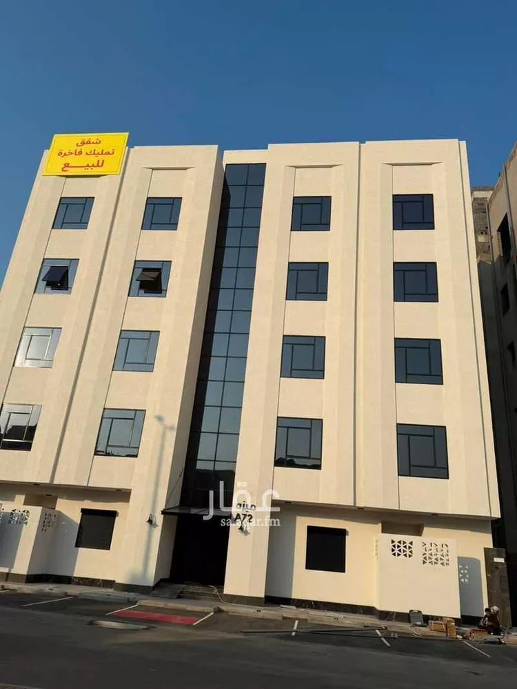 فيلا للبيع في شارع عثمان ابن ابراهيم, حي الملك فهد, مدينة المدينة المنورة, منطقة المدينة المنورة