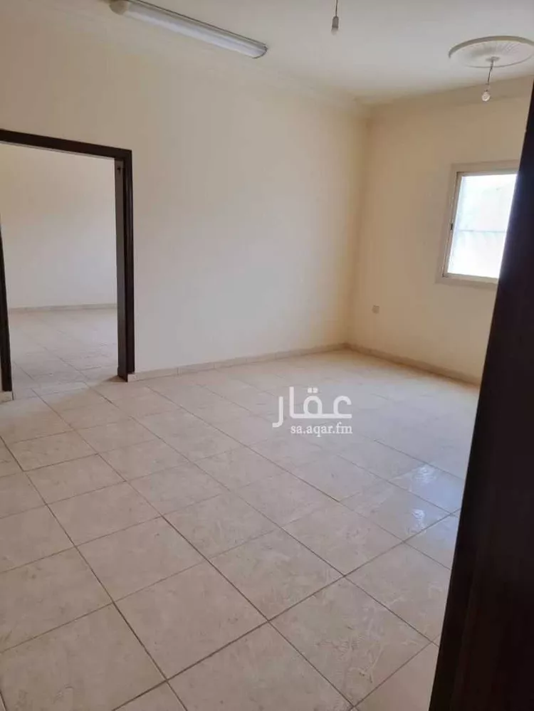 عمارة للبيع في شارع الظاهر بيبرس, حي بنى حارثة, مدينة المدينة المنورة, منطقة المدينة المنورة 7