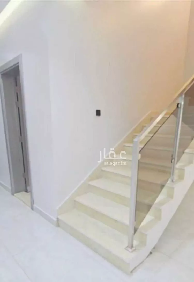 Building for Sale in Medina Al Matar صورة 5