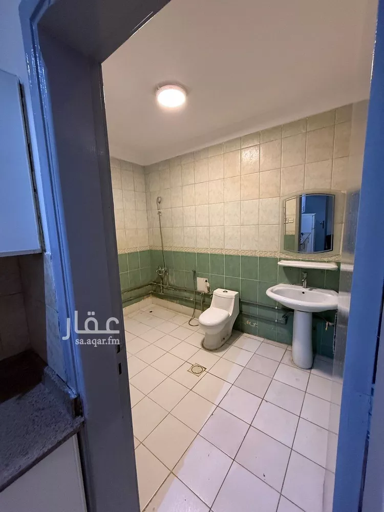 شقة للإيجار في شارع ابي بكر الصديق الفرعي, حي التعاون, مدينة الرياض, منطقة الرياض