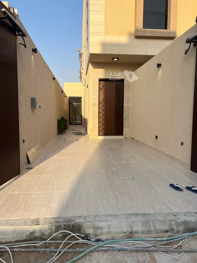 دور للبيع في شارع ابراهيم بن حسين بيري, حي العارض, مدينة الرياض, منطقة الرياض 5