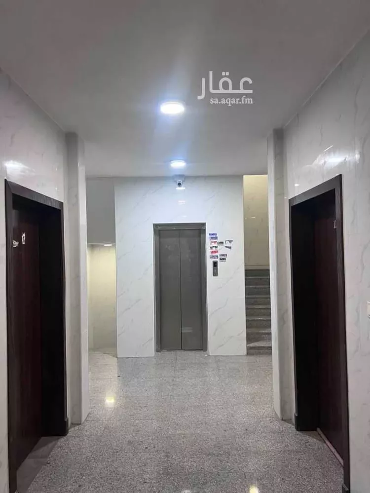 عمارة للبيع في شارع القليب, حي الضباب, مدينة الدمام, المنطقة الشرقية صورة 3