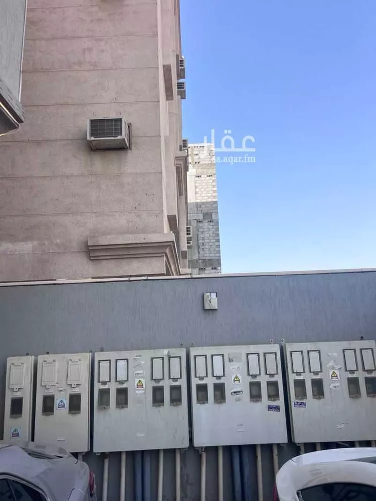 عمارة للبيع في شارع القليب, حي الضباب, مدينة الدمام, المنطقة الشرقية صورة 4