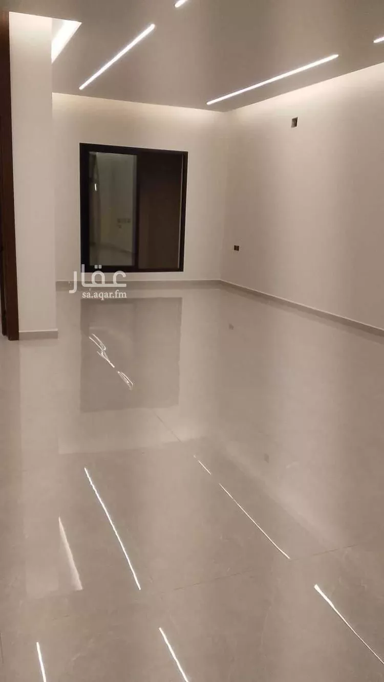 فيلا للبيع في شارع القاضي المري, حي بدر, مدينة الرياض, منطقة الرياض صورة 2