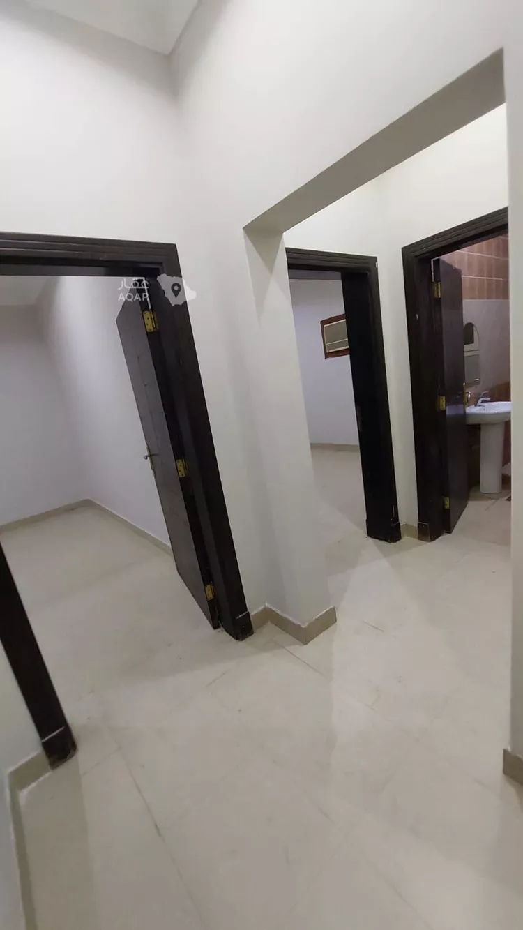 شقة للإيجار في شارع ابراهيم القرطبي ، حي الوزارات ، الرياض ، منطقة الرياض صورة 2