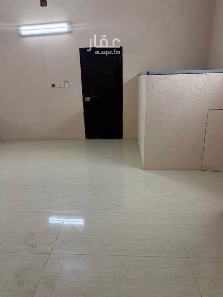 استراحة للإيجار في طريق نجم الدين الأيوبي الفرعي ، ضاحية نمار ، الرياض ، منطقة الرياض 17