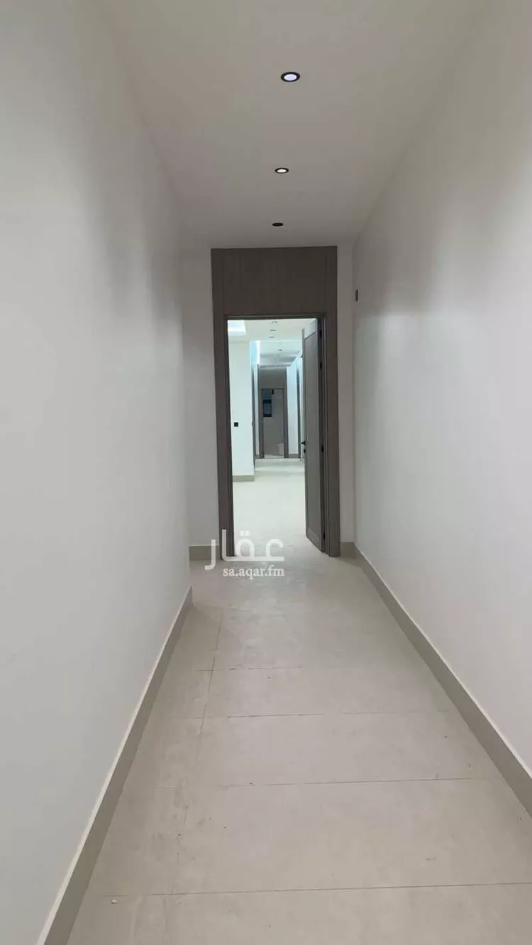 دور للبيع في شارع بقيق, حي الصحافة, مدينة الرياض, منطقة الرياض 9