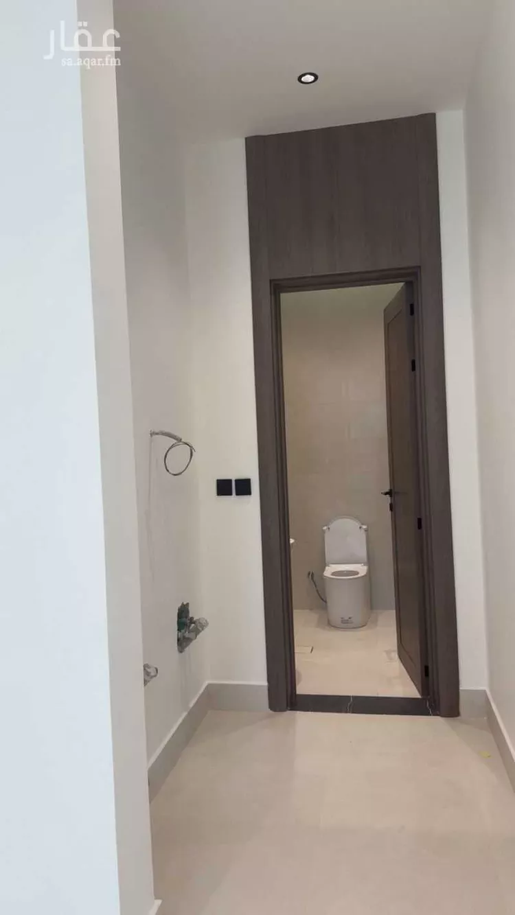 دور للبيع في شارع بقيق, حي الصحافة, مدينة الرياض, منطقة الرياض صورة 4