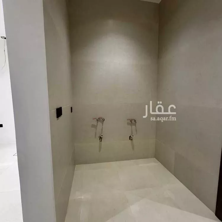 دور للبيع في شارع بقيق, حي الصحافة, مدينة الرياض, منطقة الرياض صورة 5
