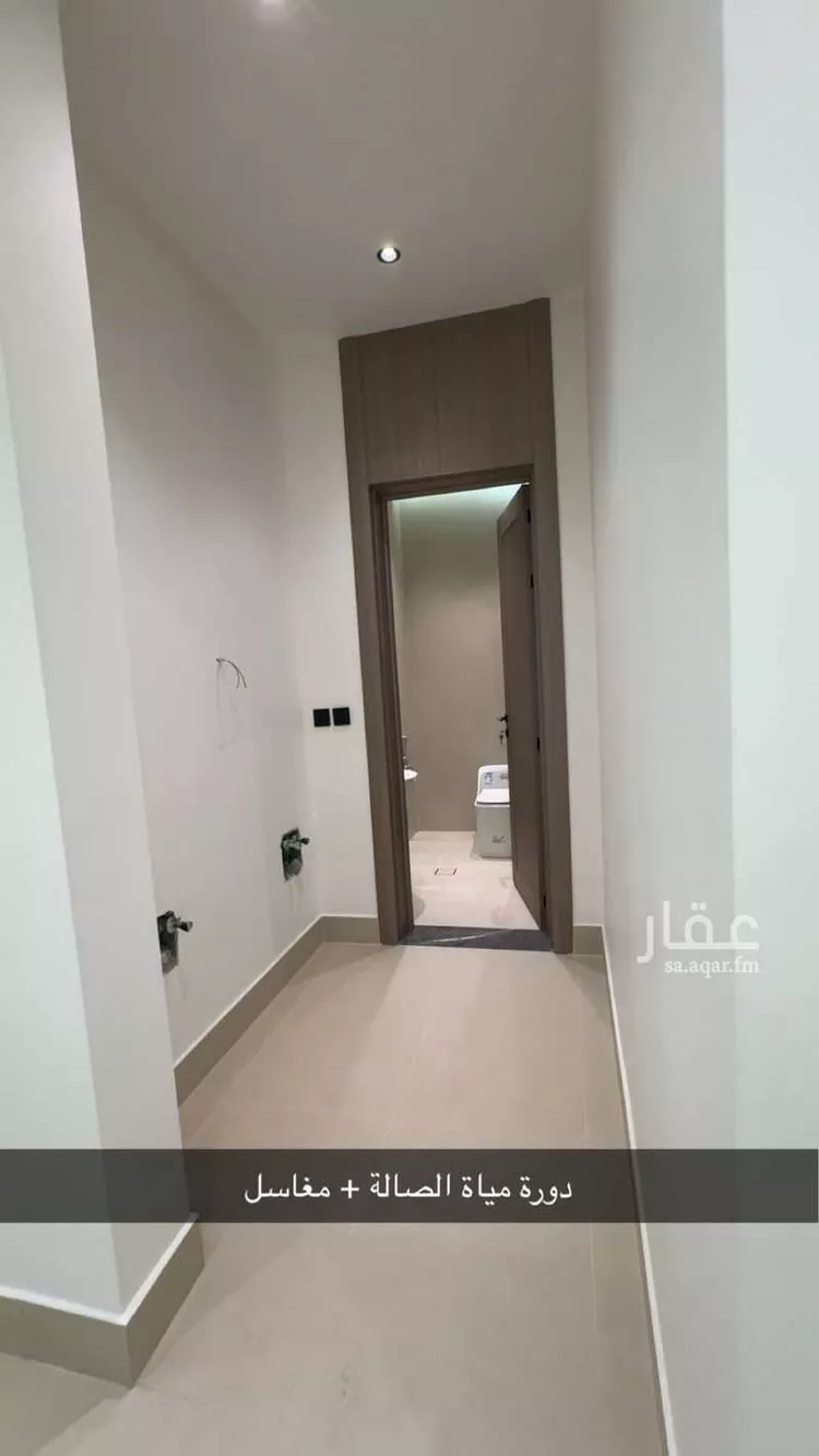 دور للبيع في شارع بقيق, حي الصحافة, مدينة الرياض, منطقة الرياض 8