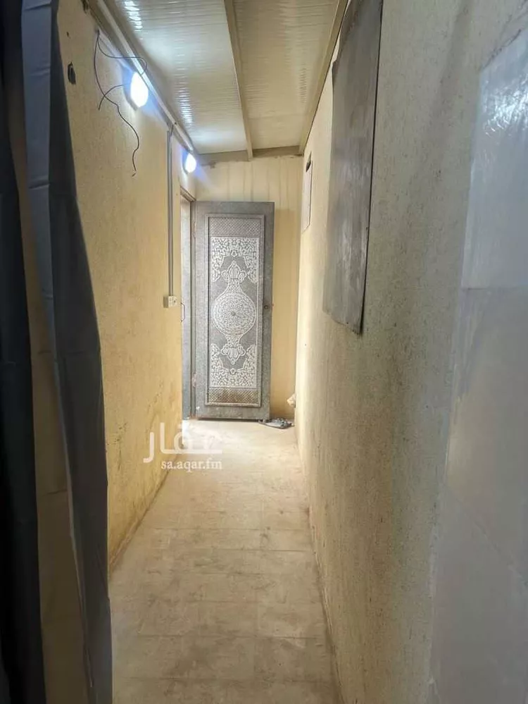 غرفة للإيجار في شارع الحسن التغلبي ، حي الرمال ، الرياض ، منطقة الرياض