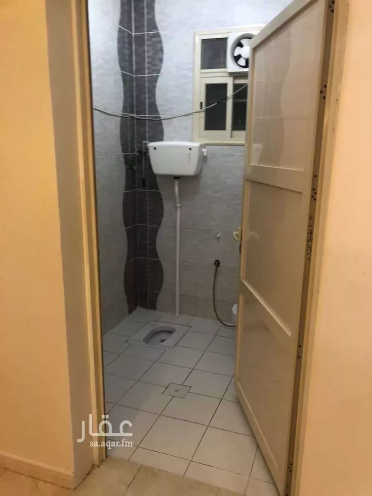 شقة للبيع في شارع اسحاق بن سليمان ، حي الحيلة الغربي ، محايل عسير ، محايل صورة 3