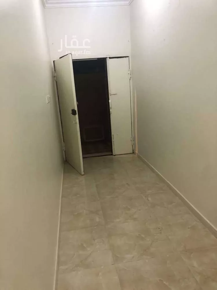 شقة للبيع في شارع اسحاق بن سليمان ، حي الحيلة الغربي ، محايل عسير ، محايل صورة 4