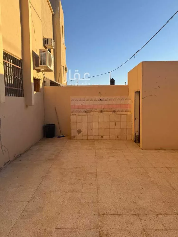 فيلا للبيع في شارع وادي السرحان, حي التعاون, مدينة رياض الخبراء, منطقة القصيم صورة 4