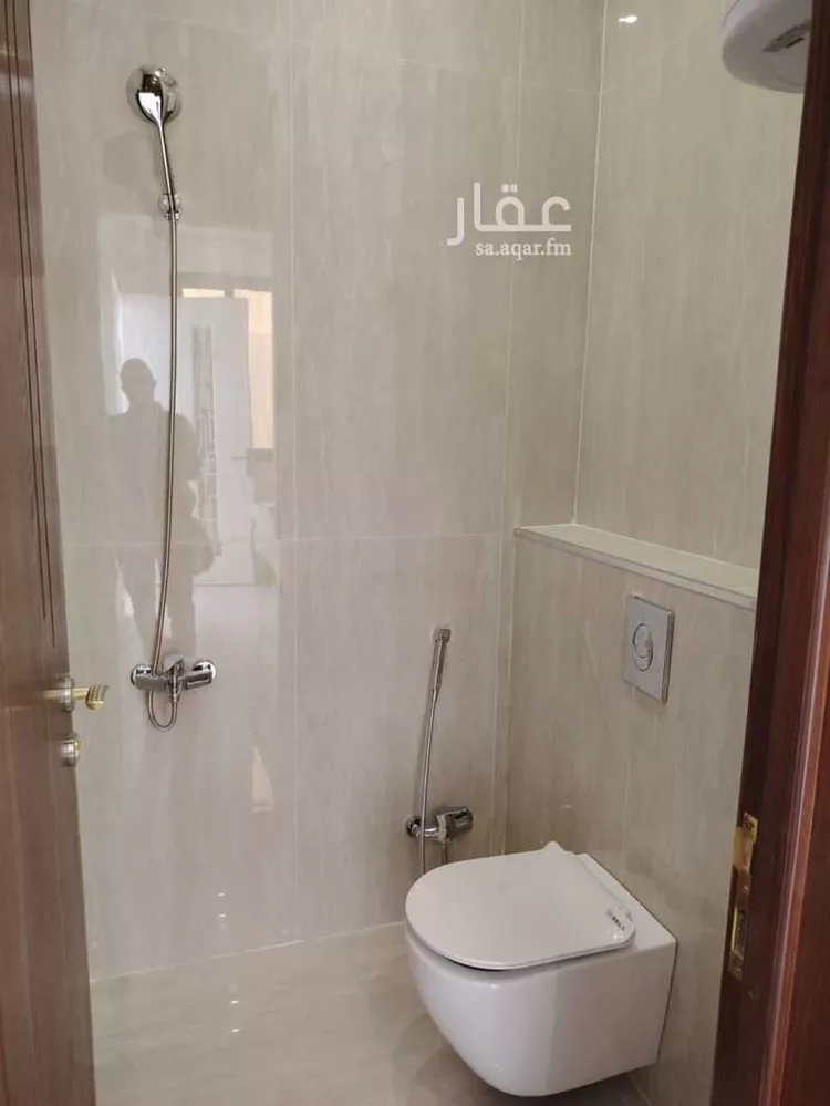 فيلا للإيجار في شارع علي ابن حسن الشويطر, حي المهدية, مدينة الرياض, منطقة الرياض 7