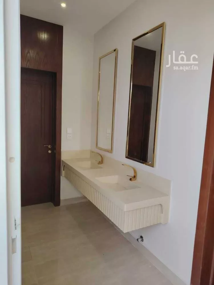 فيلا للإيجار في شارع علي ابن حسن الشويطر, حي المهدية, مدينة الرياض, منطقة الرياض صورة 2