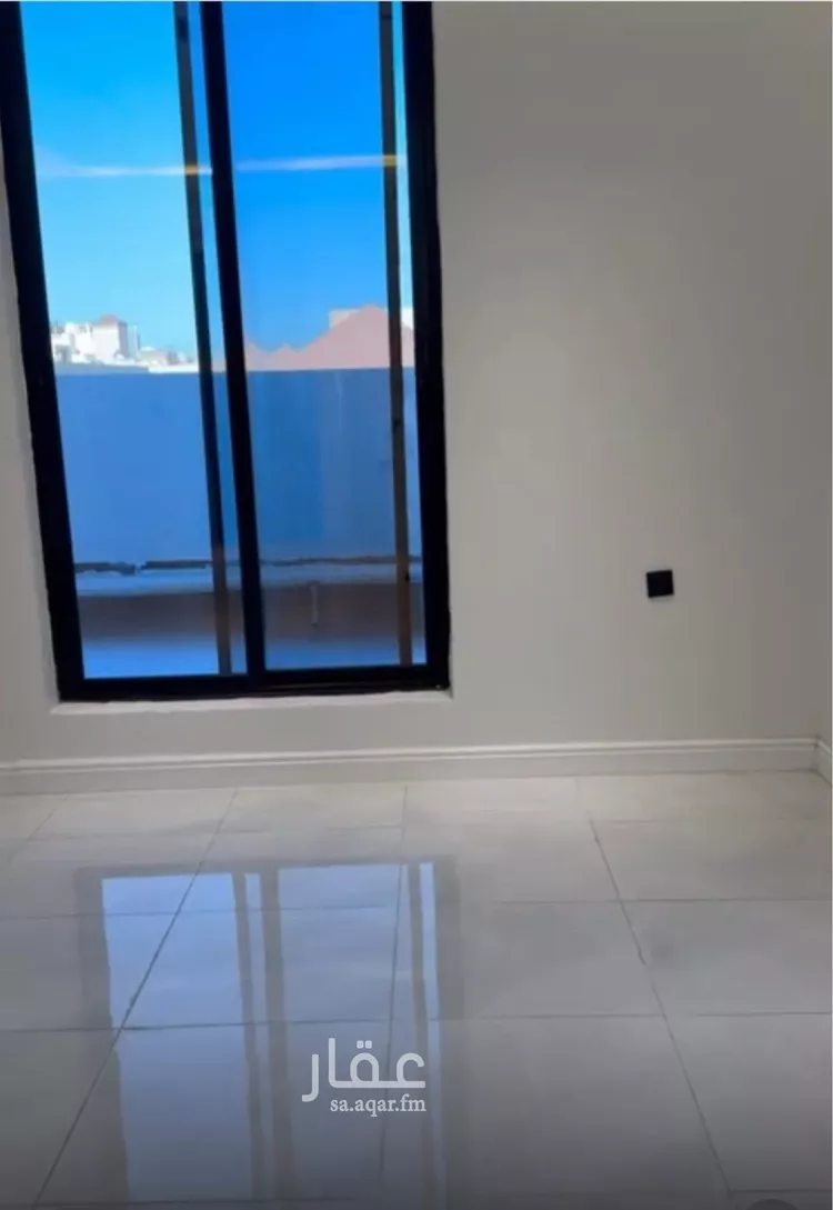 شقة للبيع في شارع القرية العليا, حي الحمراء, مدينة الخبر, المنطقة الشرقية صورة 2