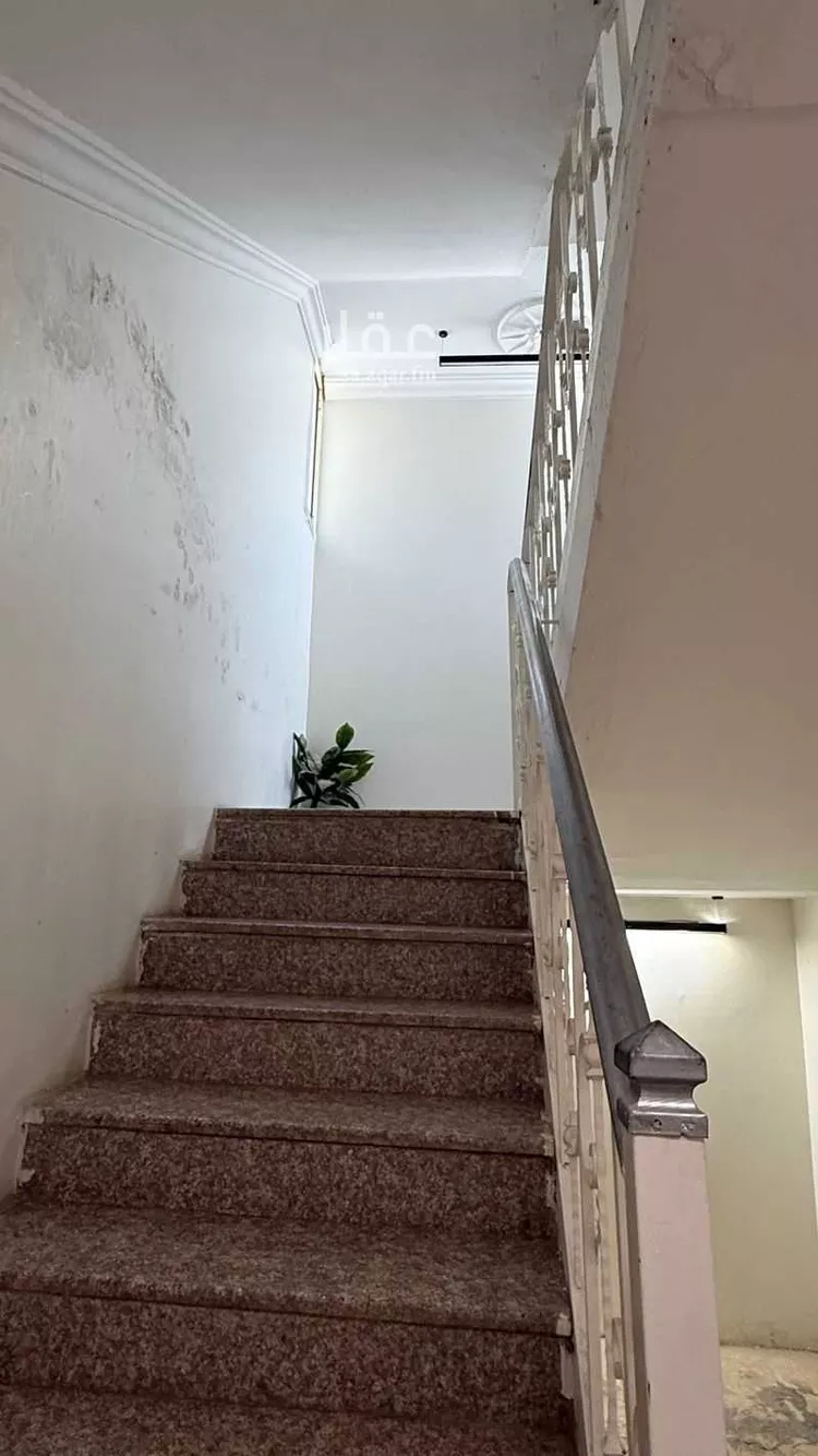 Commercial Office for Rent in Riyadh Tuwaiq صورة 2