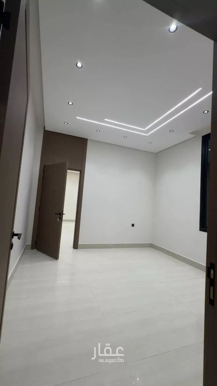 دور للبيع في شارع ساجر ، حي العريجاء الغربية ، الرياض ، منطقة الرياض صورة 2