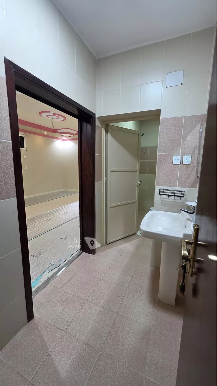 شقة للإيجار في شارع 5936738, حي الروضة, مدينة أبها, منطقة عسير 4
