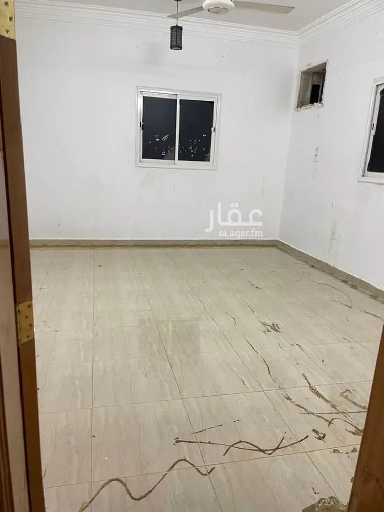 شقة للإيجار في شارع الساعي ، حي المحالة ، ابها ، منطقة عسير