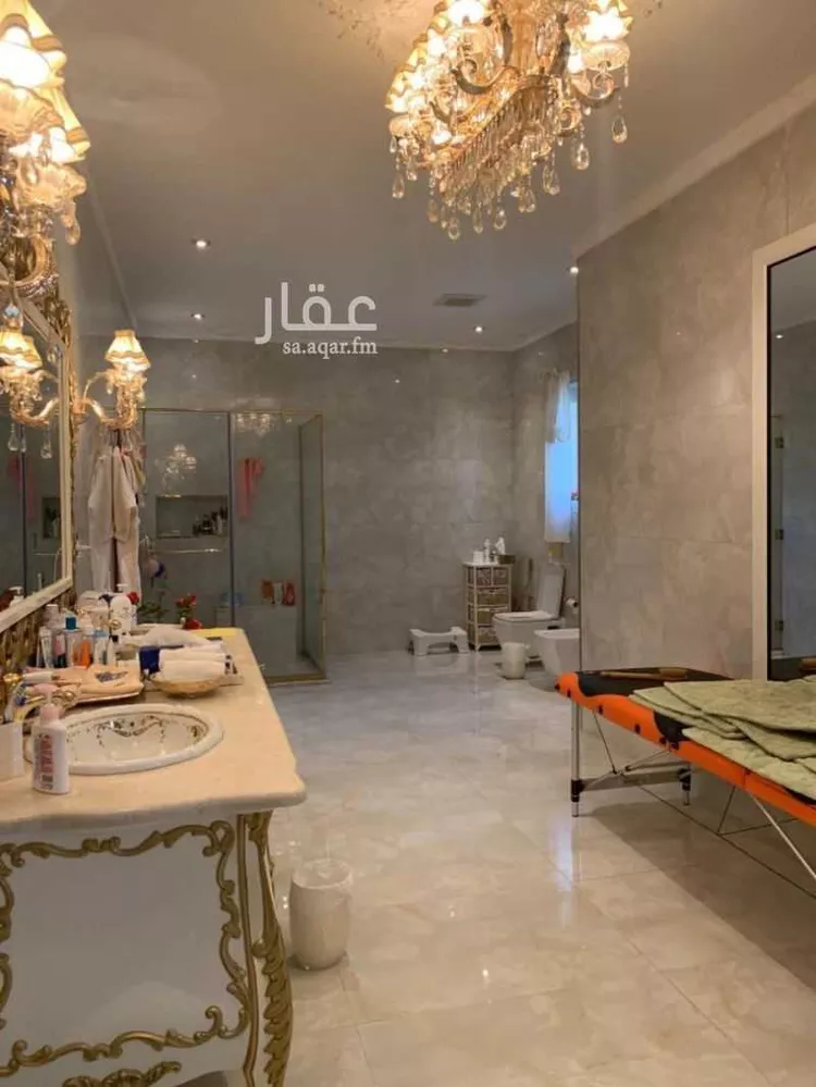 فيلا للبيع في شارع ابي السعادات الحمودي, حي الربيع, مدينة الرياض, منطقة الرياض صورة 2