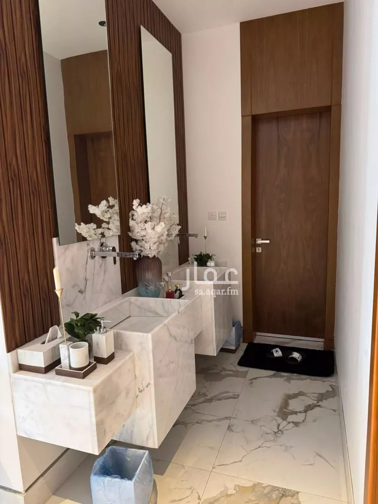 فيلا للبيع في شارع الرحال بن عزرة, حي النرجس, مدينة الرياض, منطقة الرياض 10