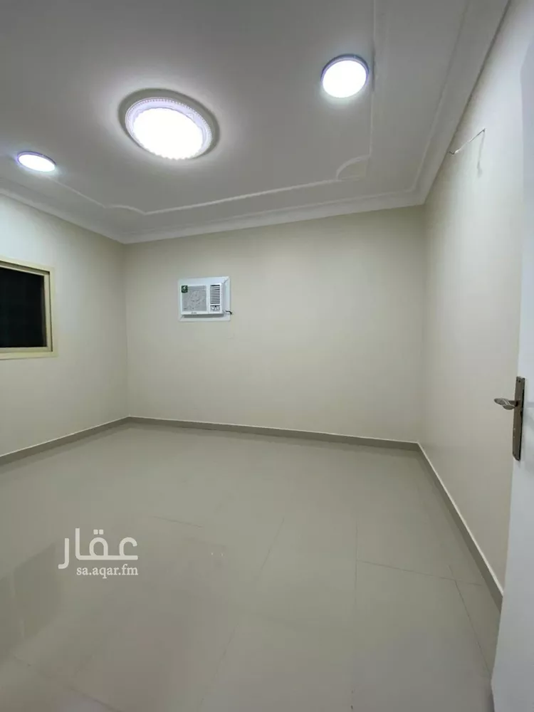 فيلا للبيع في شارع أبي الأزهر الأوسي, حي الرمال, مدينة الرياض, منطقة الرياض صورة 3