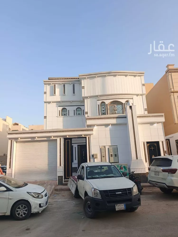 فيلا للبيع في شارع عبدالله فدا, حي الرمال, مدينة الرياض, منطقة الرياض