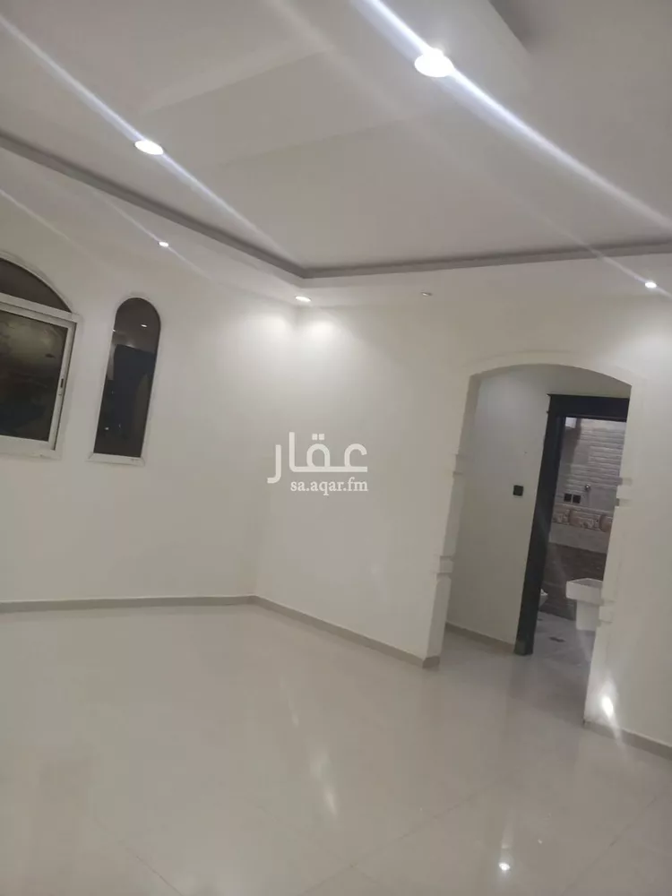 فيلا للبيع في شارع ابن الكوفي, حي الرمال, مدينة الرياض, منطقة الرياض 12