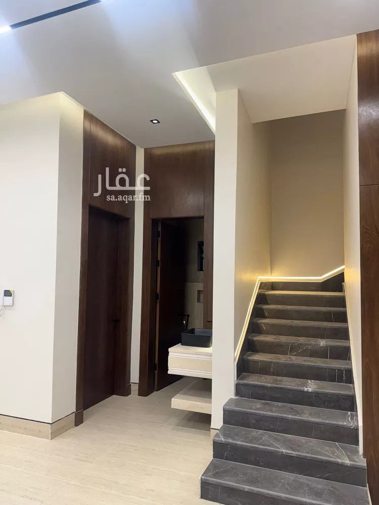 فيلا للبيع في شارع أبي الفتح بن العلامة العجيمي, حي البيان, مدينة الرياض, منطقة الرياض 15