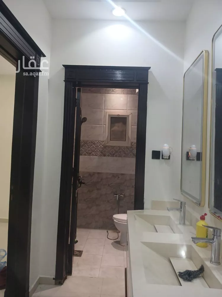فيلا للبيع في شارع ابن الكوفي, حي الرمال, مدينة الرياض, منطقة الرياض 8