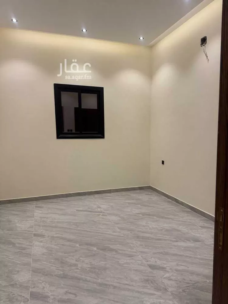 Floor for Sale in Riyadh Ash Sharq 6