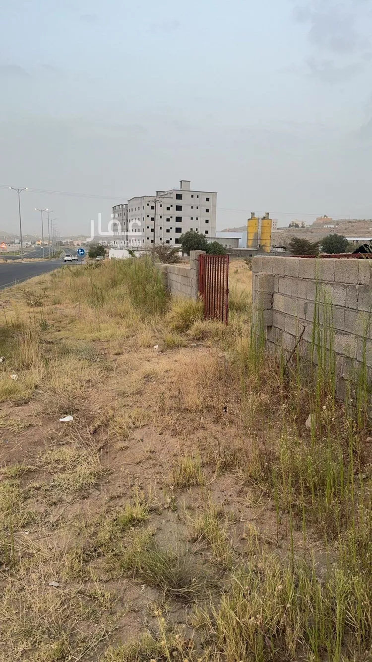 أرض للبيع في شارع الواديين القرعاء, حي الفرعاء, مدينة أبها, منطقة عسير صورة 5