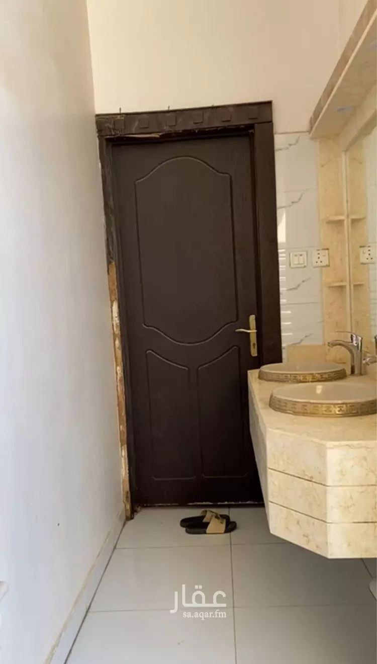 فيلا للإيجار في شارع أحمد بن إبراهيم الأزهري, حي الرمال, مدينة الرياض, منطقة الرياض صورة 4