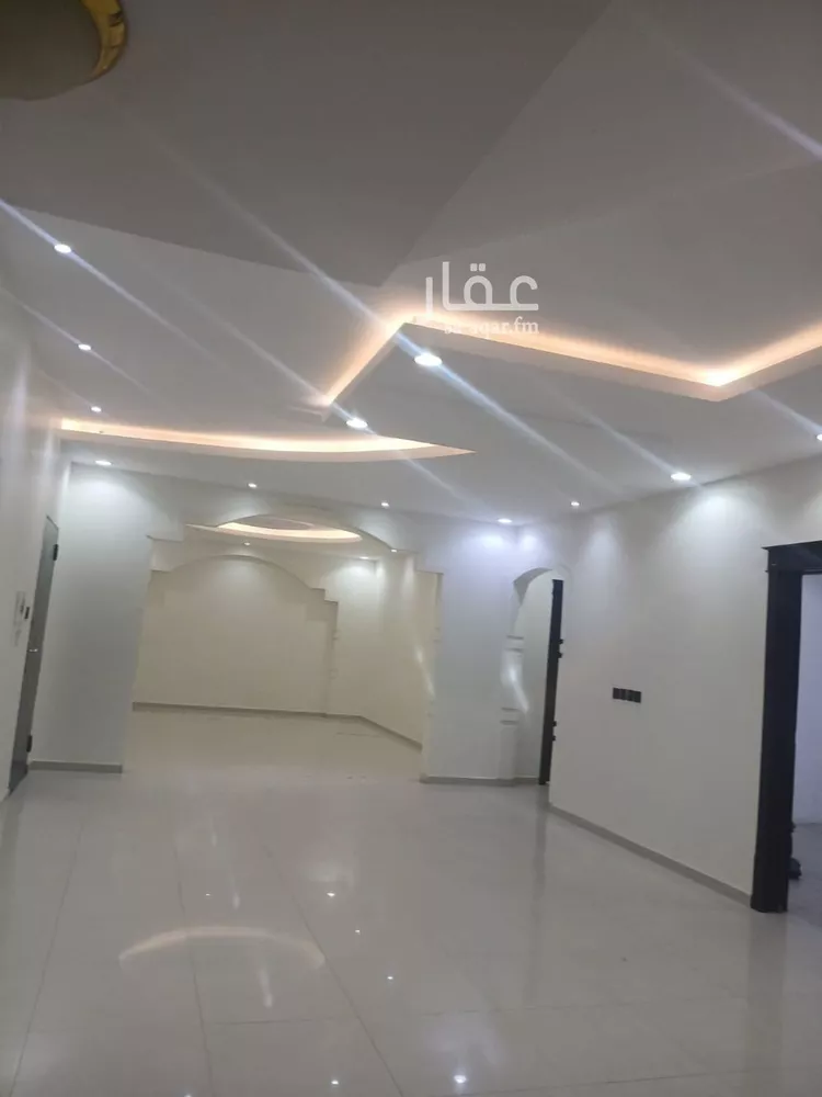 فيلا للبيع في شارع ابن الكوفي, حي الرمال, مدينة الرياض, منطقة الرياض 11
