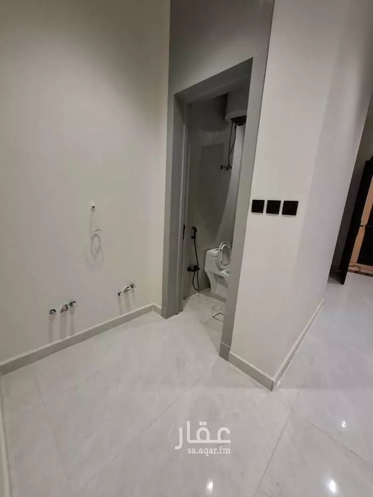 فيلا للبيع في شارع يوسف بن عمرو الطائفي, حي البيان, مدينة الرياض, منطقة الرياض 11