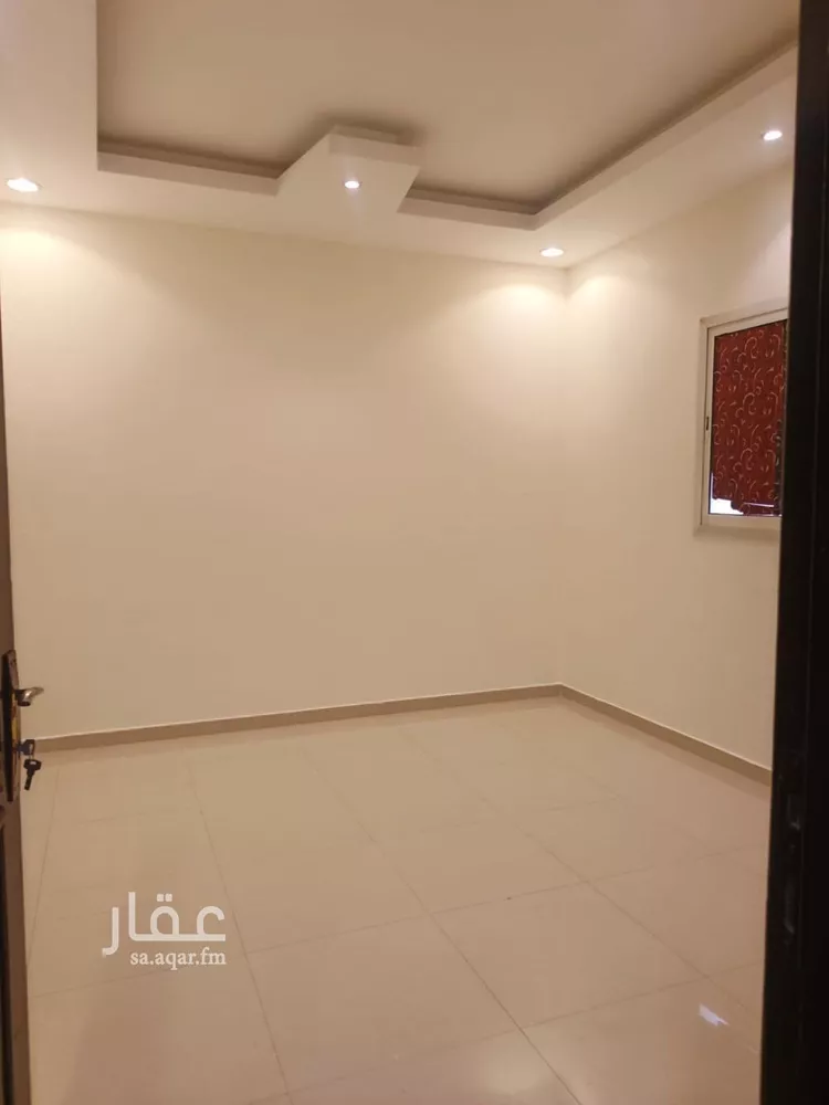 فيلا للبيع في شارع عبدالله فدا, حي الرمال, مدينة الرياض, منطقة الرياض صورة 2