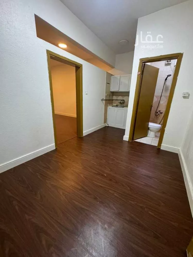 شقة للإيجار في شارع عثمان العكبري, حي الملز, مدينة الرياض, منطقة الرياض صورة 3