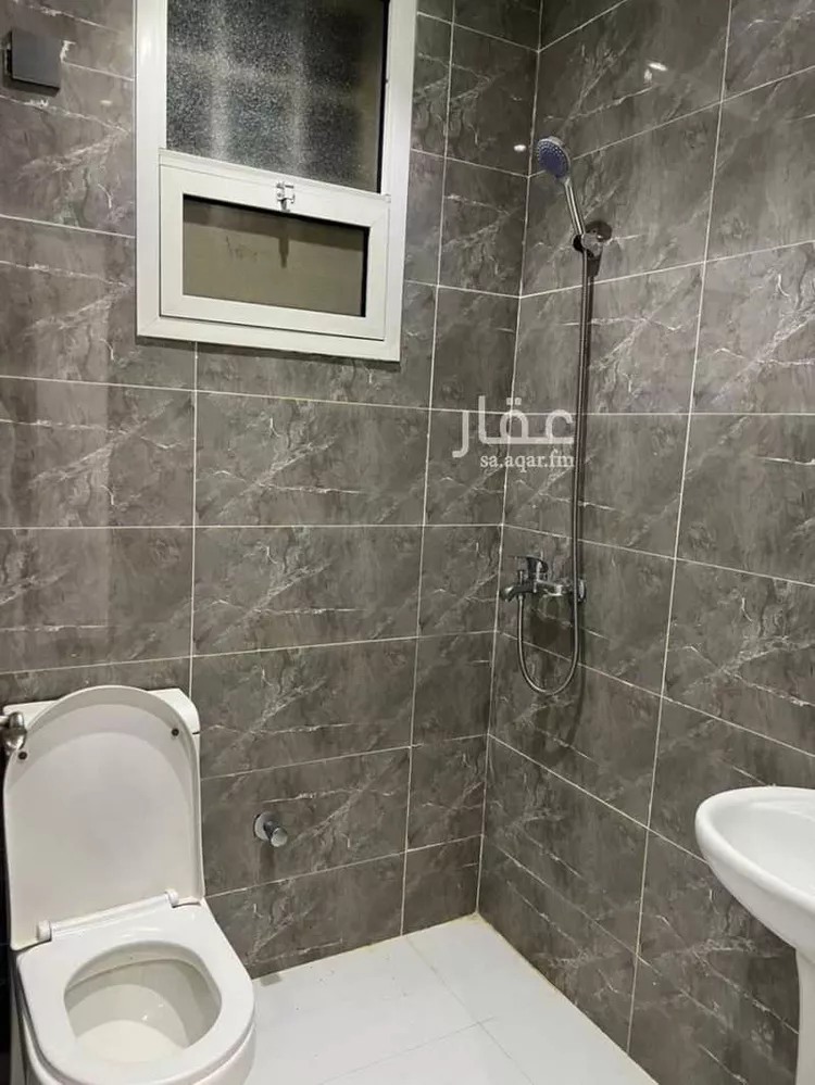 شقة للإيجار في شارع عبدالرحمن بن عزاز, حي الشهداء, مدينة الرياض, منطقة الرياض